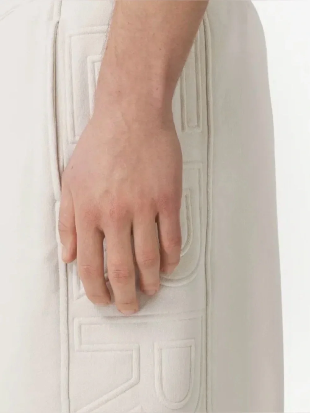 Burberry Men’s Cotton Shorts - Picture 4 of 15